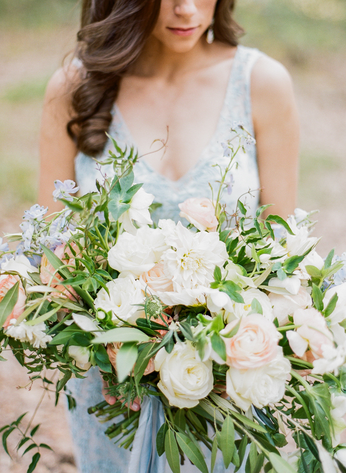 Pantone-styled-shoot-elopement-by-Emily-Katharine-2