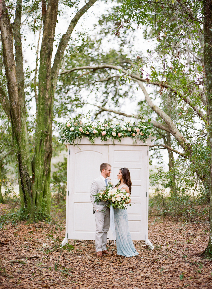 Pantone-styled-shoot-elopement-by-Emily-Katharine-40