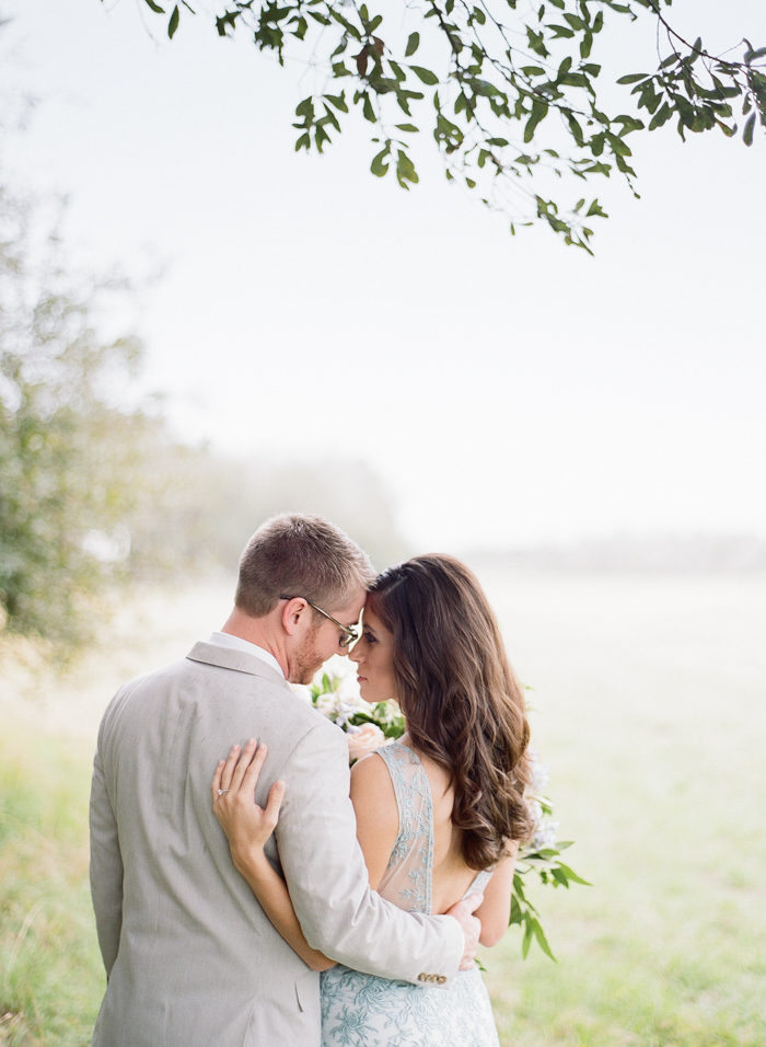 Pantone-styled-shoot-elopement-by-Emily-Katharine-7