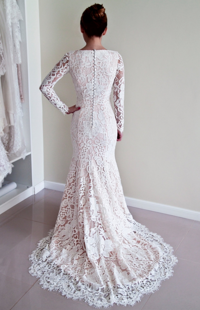 Thick Lace Wedding Dress