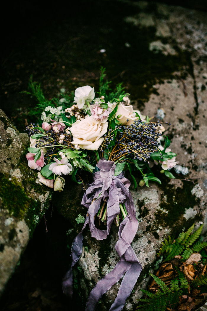 Woodland-elopement-styled-shoot-Ramblefree-Photo-Co-37