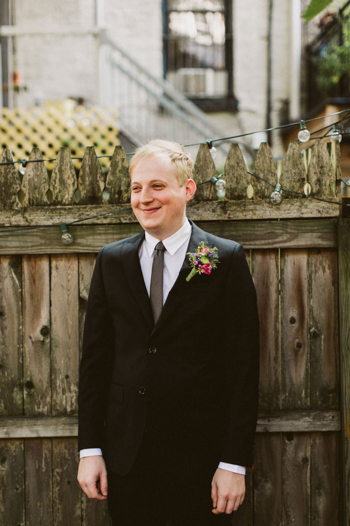 groom portrait