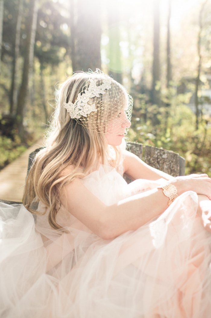 lace flower birdcage veil