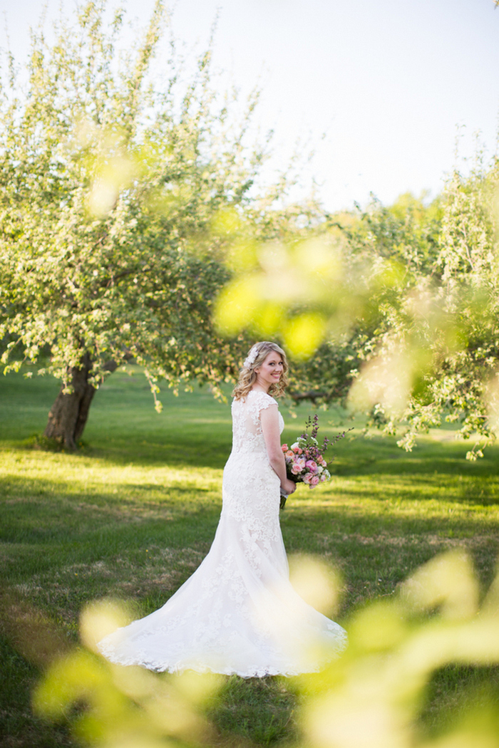 apple-orchard-wedding-styled-shoot-Brooke-Ellen-Photography-1