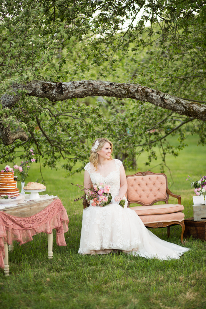 apple-orchard-wedding-styled-shoot-Brooke-Ellen-Photography-11