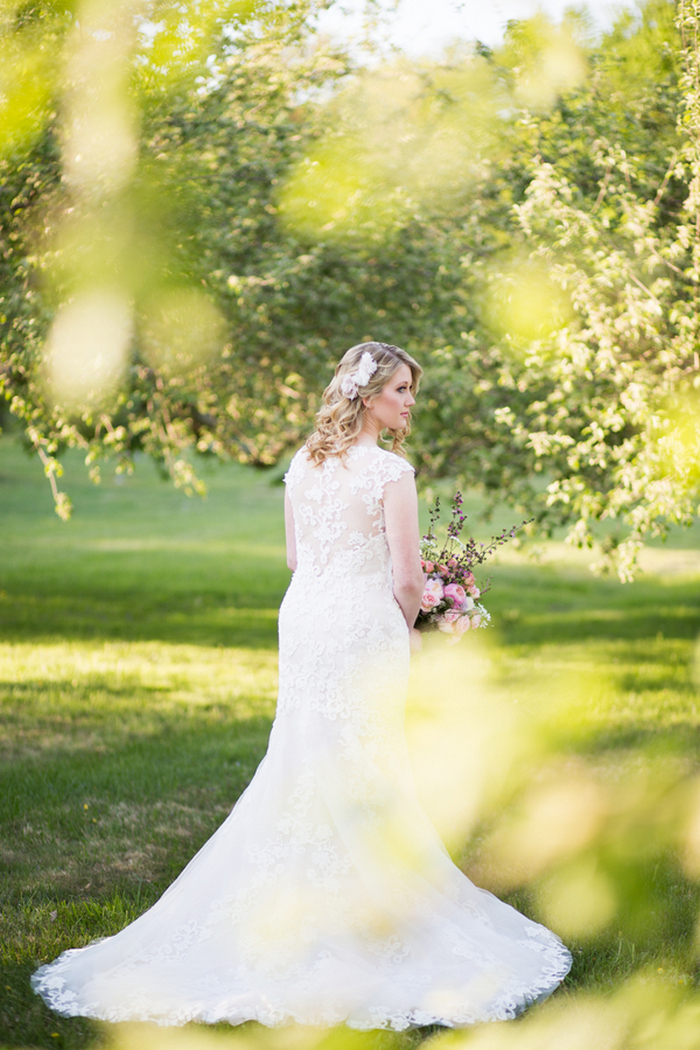 apple-orchard-wedding-styled-shoot-Brooke-Ellen-Photography-4