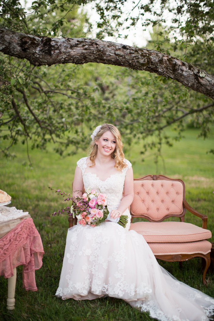 apple-orchard-wedding-styled-shoot-Brooke-Ellen-Photography-8