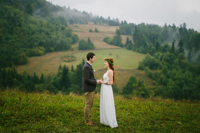 Ukrainian mountain wedding