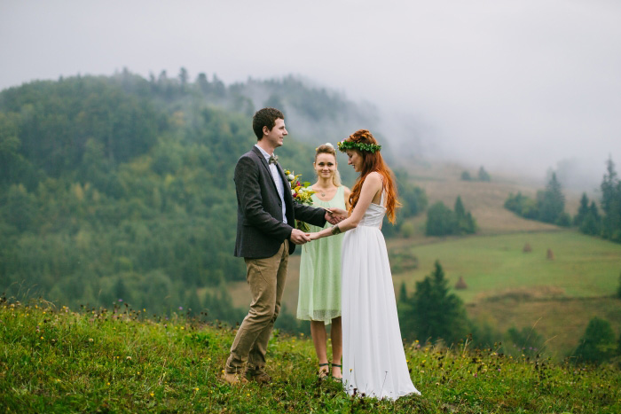 outdoor wedding ceremony