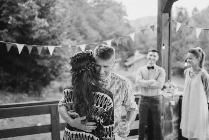 bride hugging her father