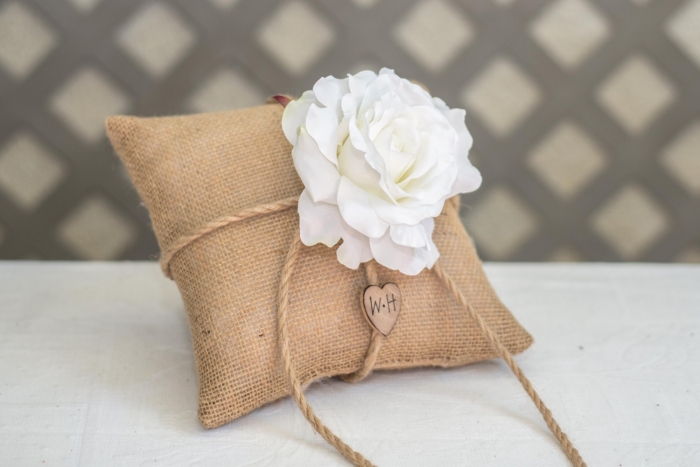 wooden burlap ring pillow