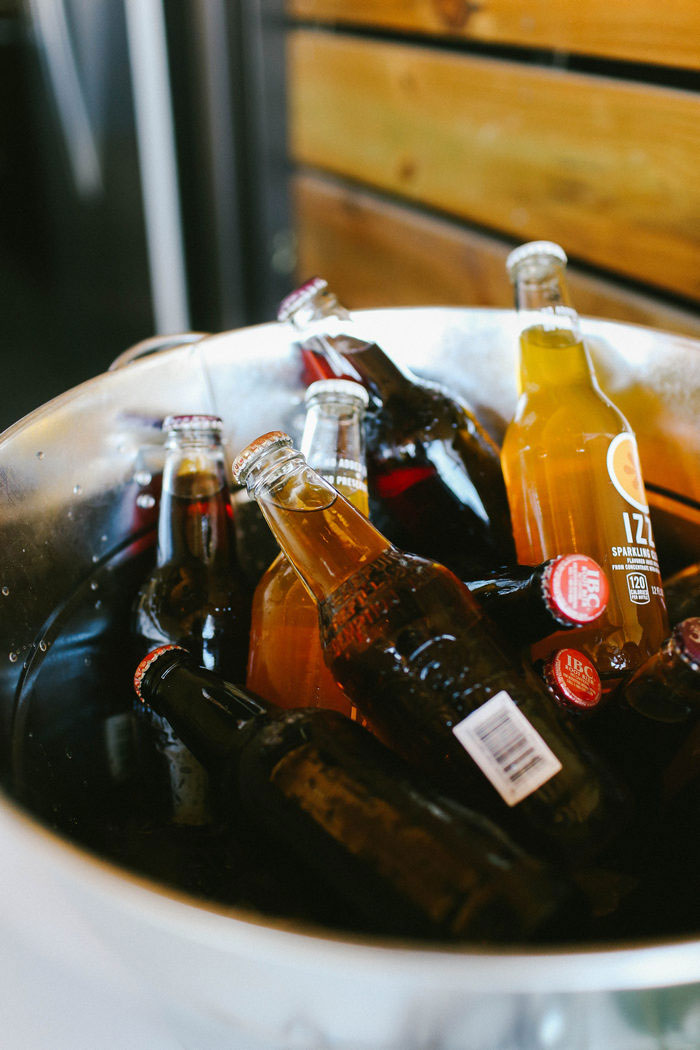 sodas in bucket