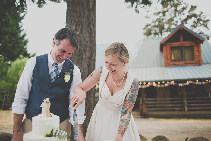 Oregon-At-Home-Intimate-Wedding-Aimee-Brian-87