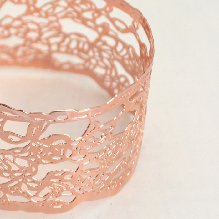 thick rose godl bangle