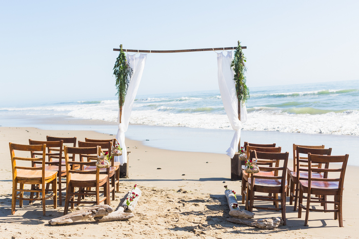 California-Seaside-Styled-Shoot-Intimate-Weddings-Leanna-Annunziato-56