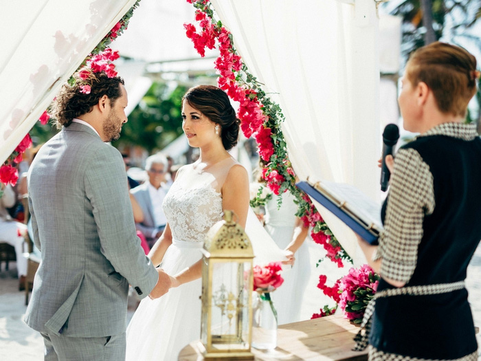 beach wedding ceremony