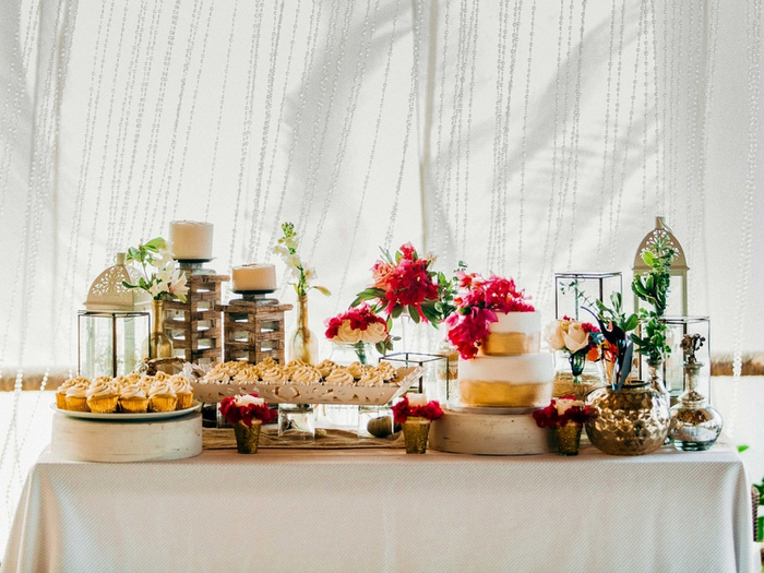 wedding sweet table