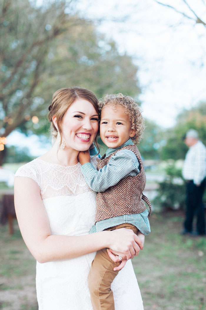 bride with son