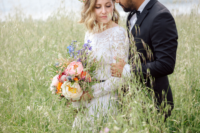 cliffside-elopement-styled-shoot-17