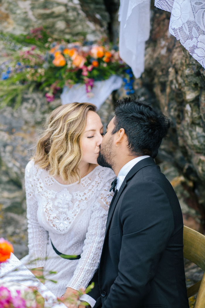 cliffside-elopement-styled-shoot-7