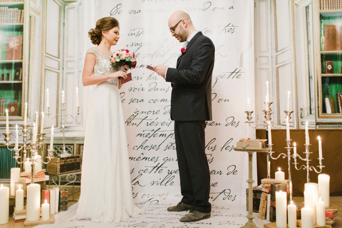 groom reading his vows