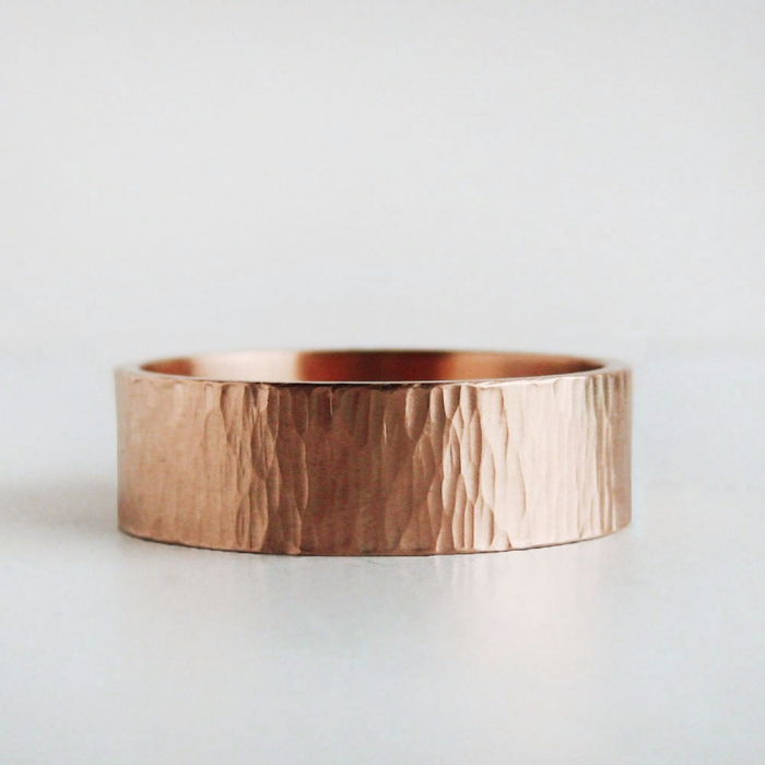 rose gold wedding band