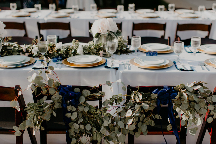 wedding table set-up