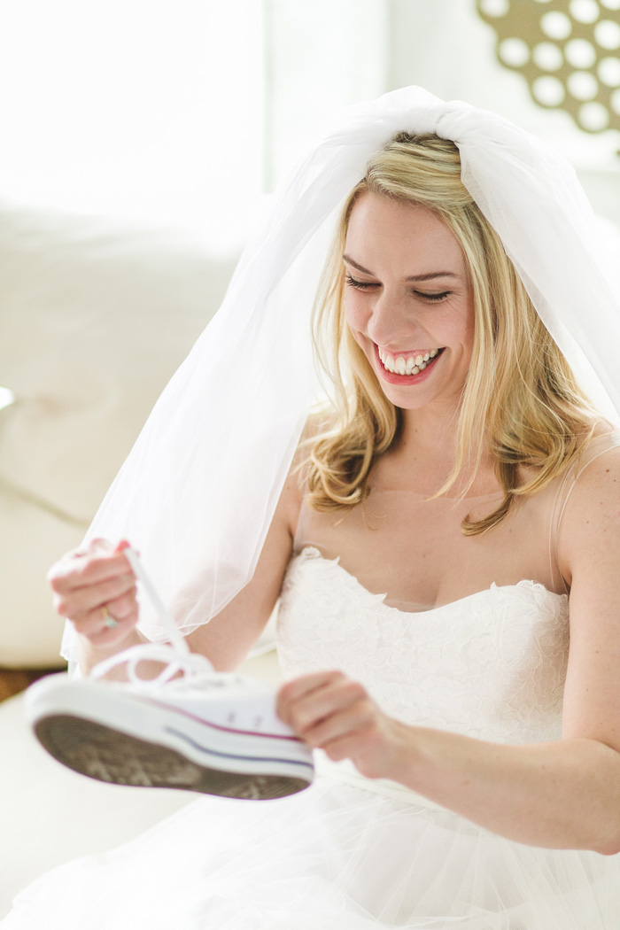 bride loosening sneaker laces