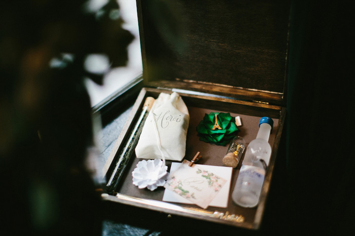 favour box for female guests