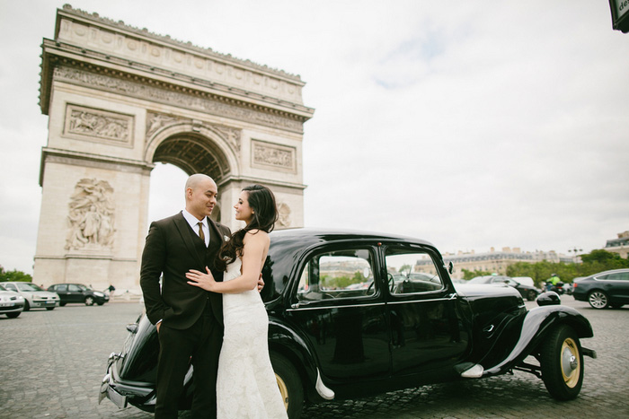 bride and groom portrait Paris