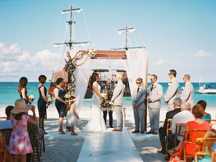 wedding ceremony on the beach