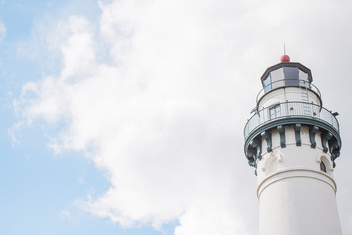 Wisconsin-lighthouse-intimate-wedding-Marisa-Jim-11