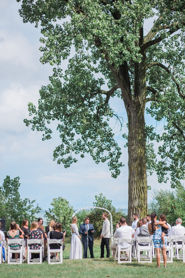 Wisconsin-lighthouse-intimate-wedding-Marisa-Jim-15