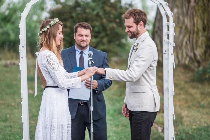 Wisconsin-lighthouse-intimate-wedding-Marisa-Jim-17