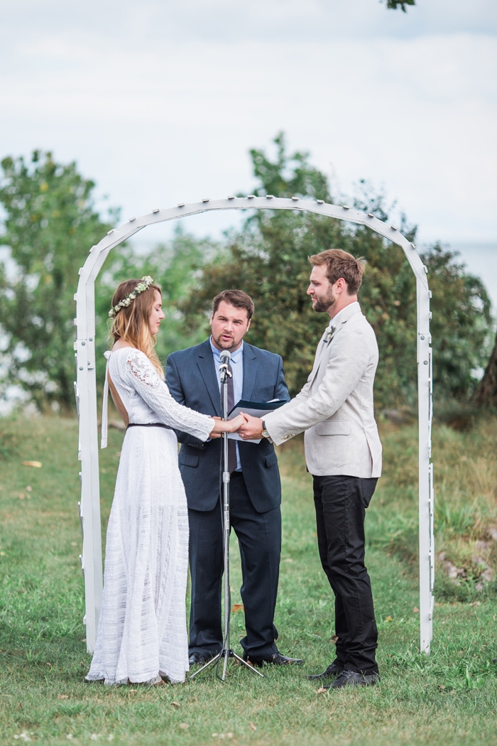 Wisconsin-lighthouse-intimate-wedding-Marisa-Jim-18