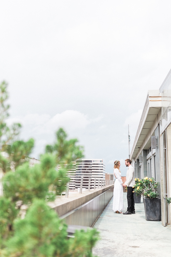 Wisconsin-lighthouse-intimate-wedding-Marisa-Jim-31