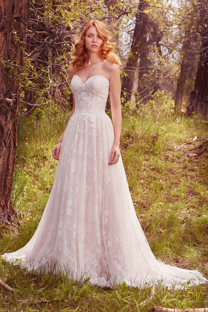 MAGGIE SOTTERO DESIGNS www.maggiesottero.com