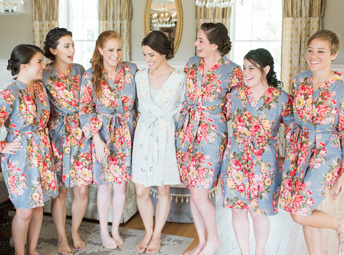 10 Beautiful Bridesmaids’ Robes