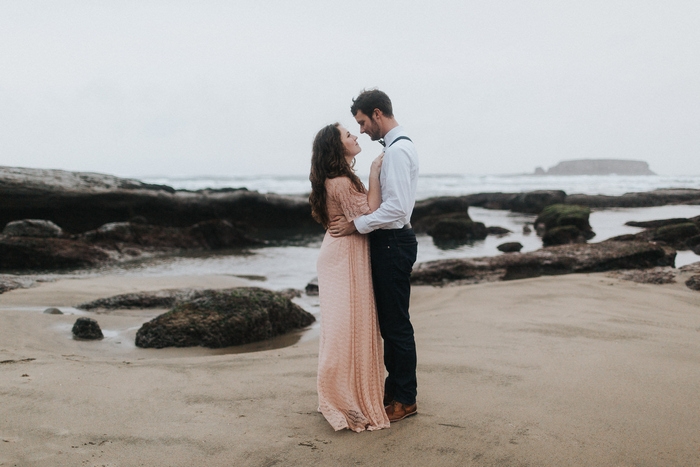 oregon coast valentines day styled shoot