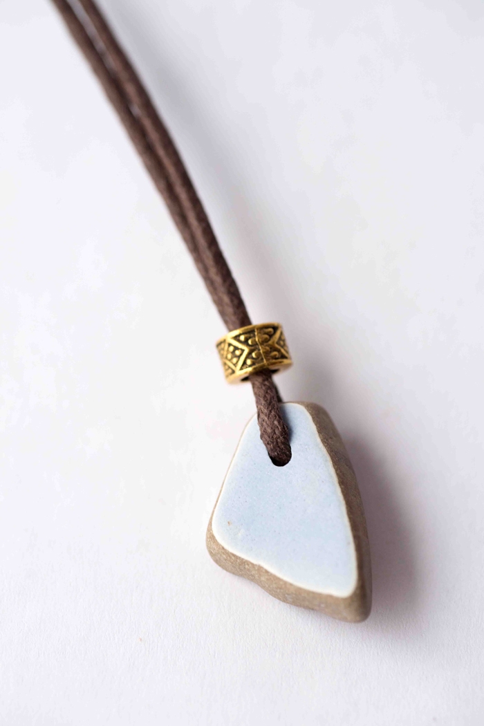 sea-pottery-cord-necklace