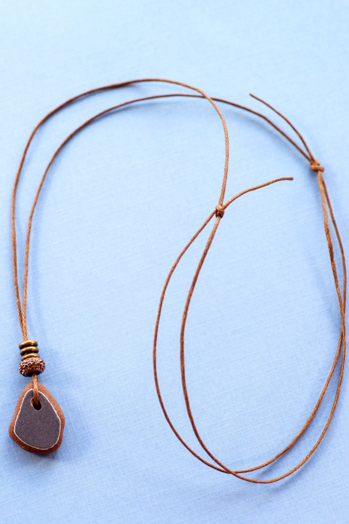 sea-pottery-cord-necklace