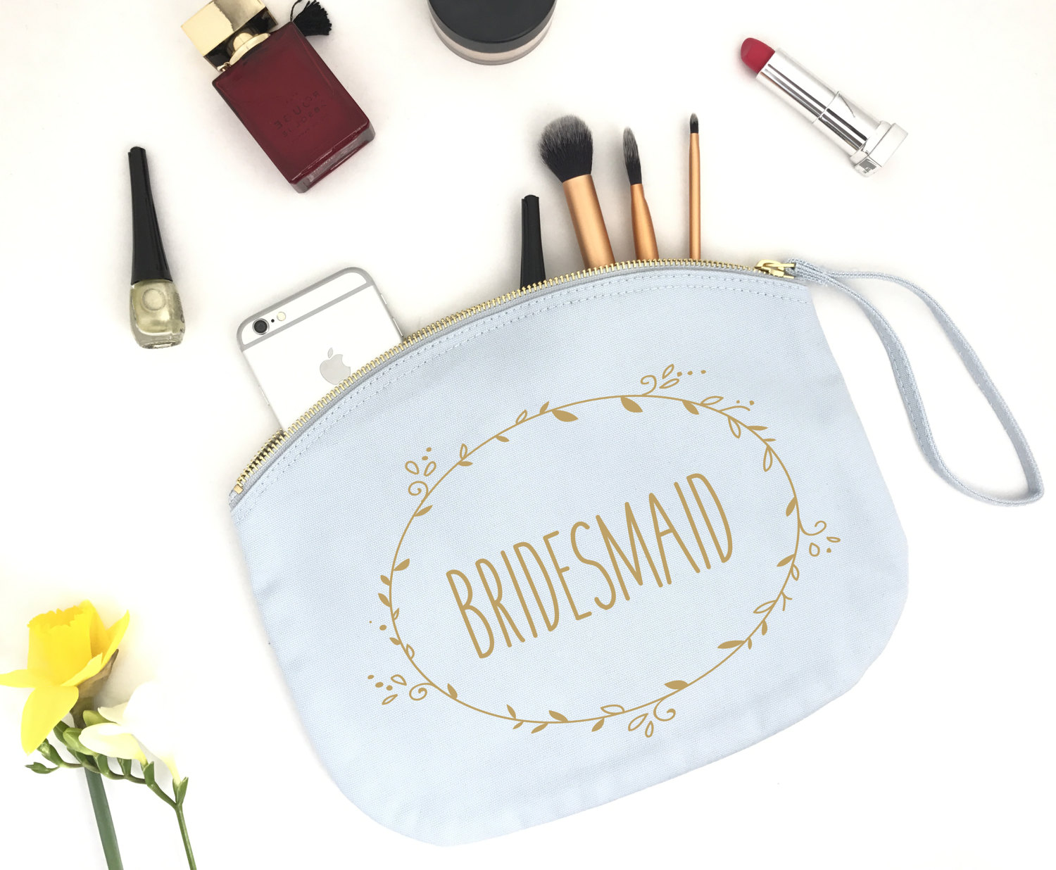 10 Makeup Bags for your Bridesmaids