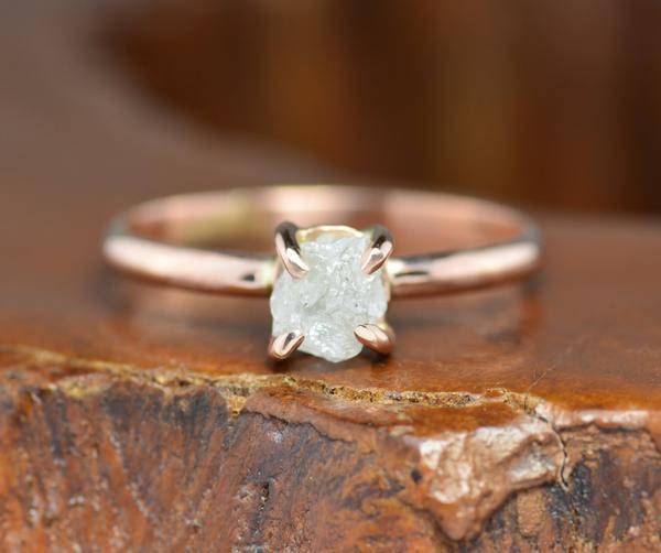 10 Jaw-Dropping Rose Gold Engagement Rings That You (Probably) Haven’t ...