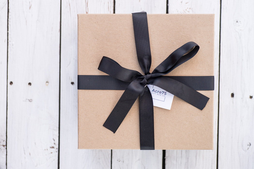 Made in Canada Gift Boxes for Your Wedding Party