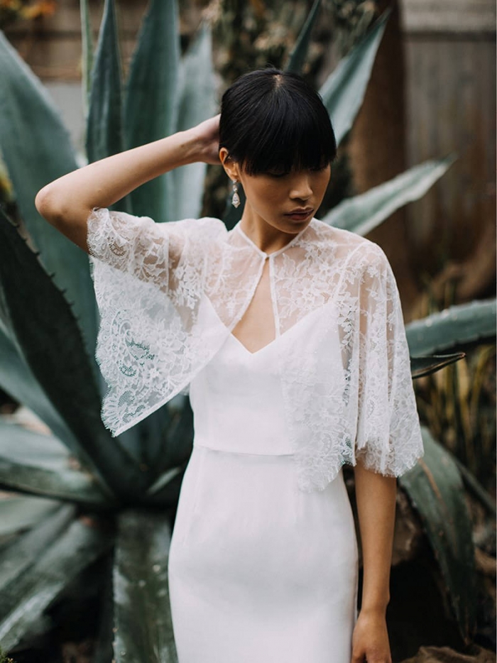 10 Elegant Short Bridal Capes from Etsy