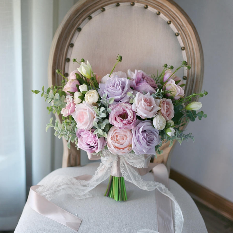 10 Stunning Silk Bouquets from Etsy