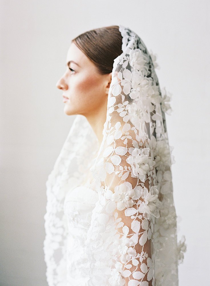 consignment wedding veils