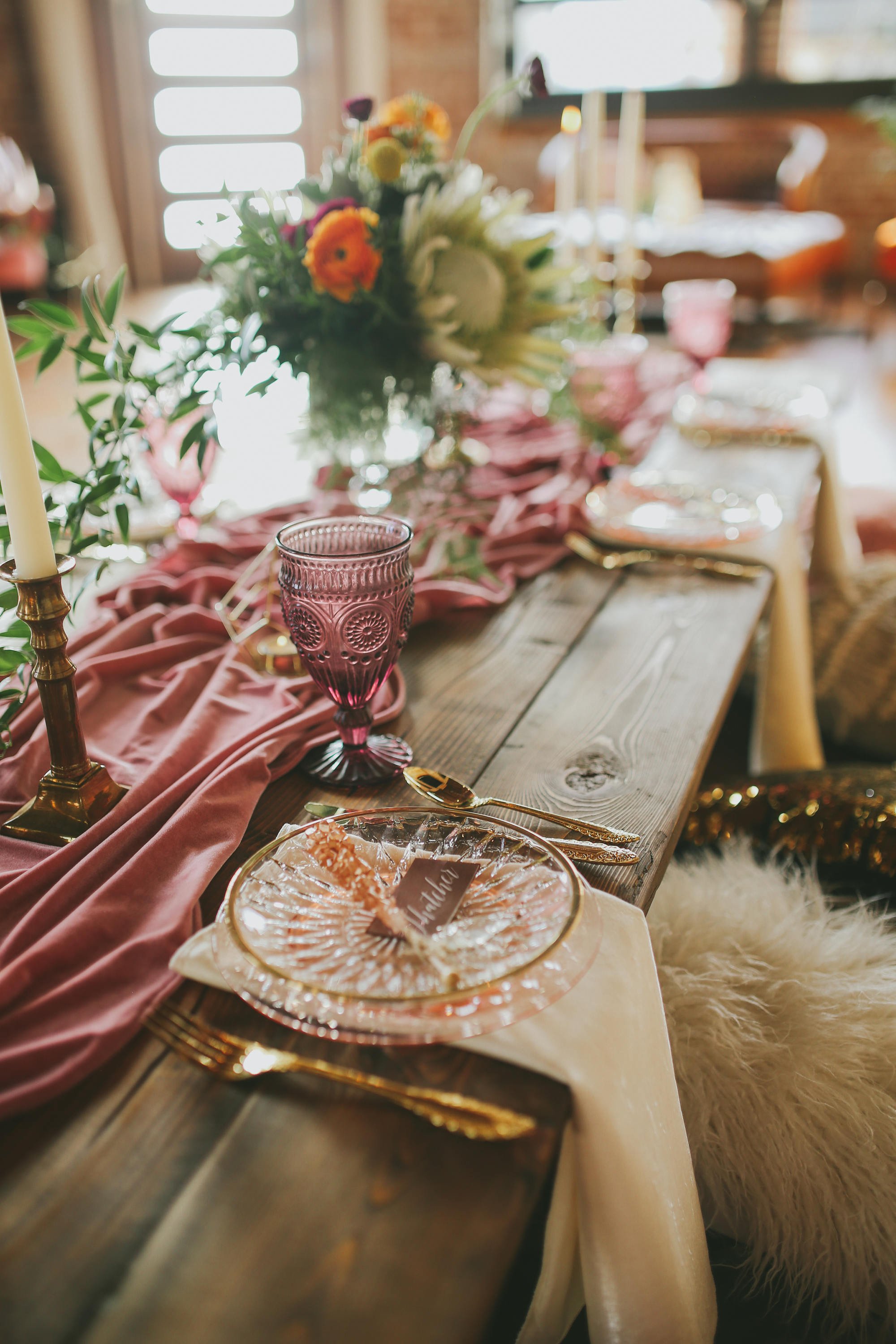 Hot Wedding Trend: 9 Velvet Wedding Details