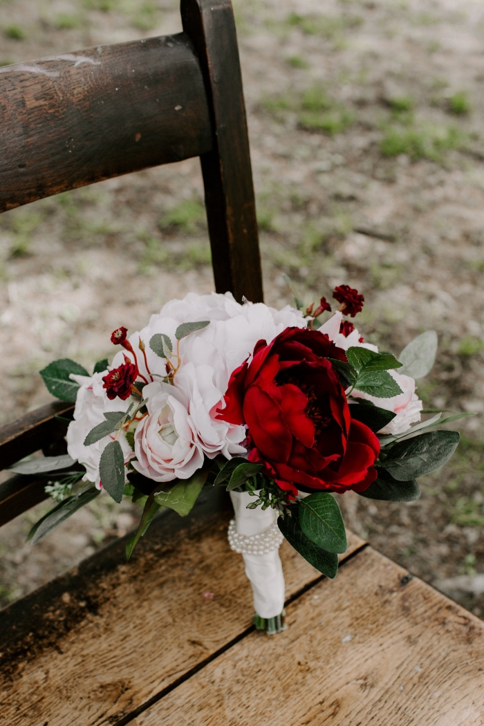 red bridal bouquet 