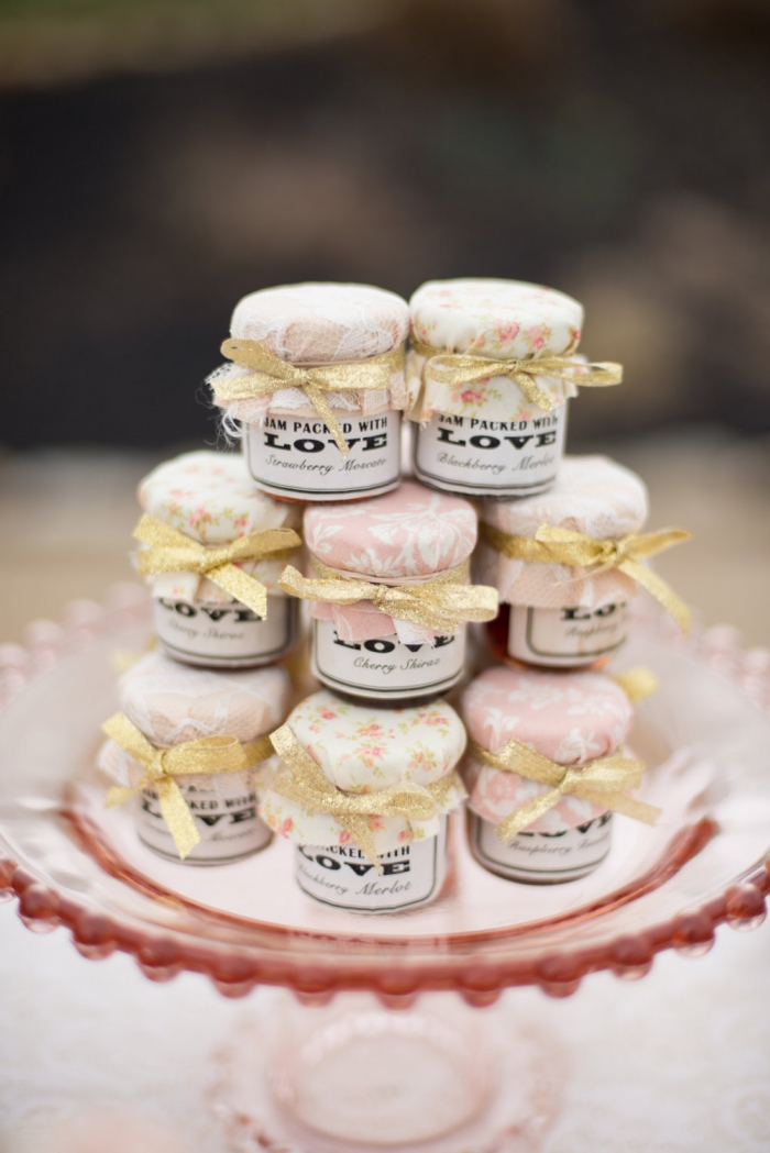 jam fall wedding favors